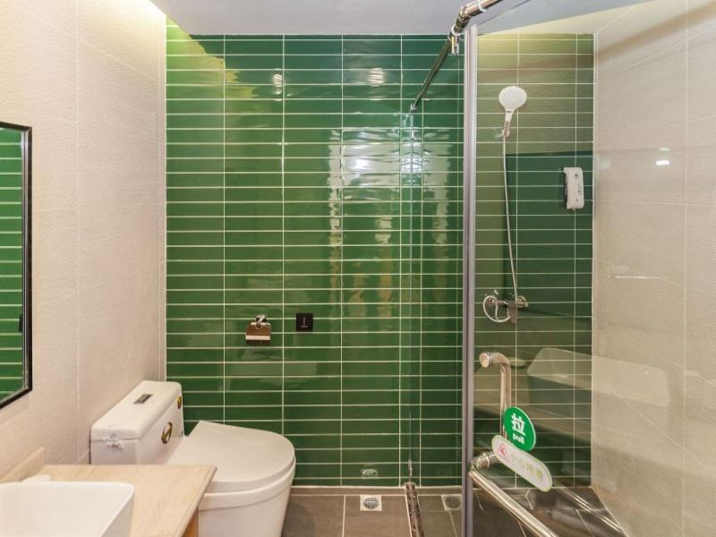 Greentree Inn Dalian Airport New District Xinzhaizi Express Hotel Екстер'єр фото